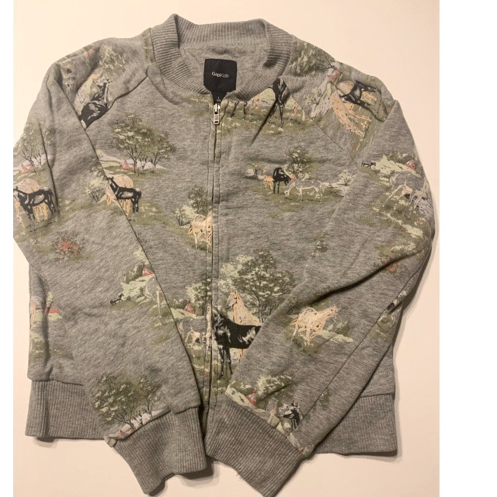 Horse-themed zipper sweatshirt